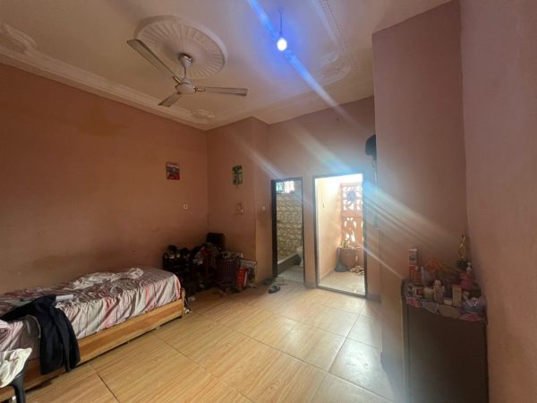 Orange Hostel - Image 2
